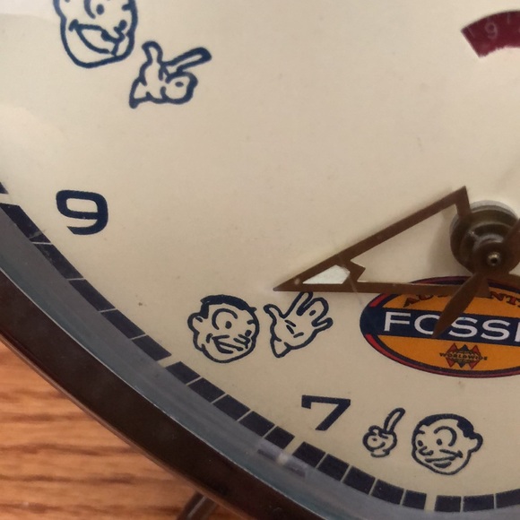 Vintage Fossil alarm clock - Picture 10 of 16